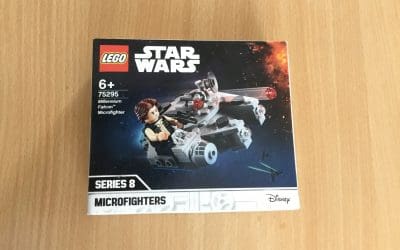 Microfighters millenium falcon 75295